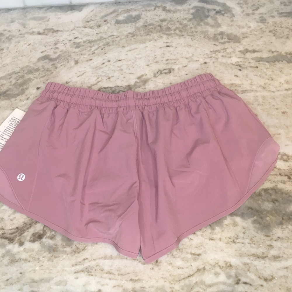 Last One!❤️NWT Lululemon Hotty Hots 2.5” 12 - Picture 4 of 6
